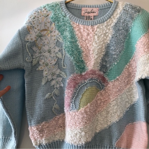 True Vintage Knit embroidered Sweater - Picture 5 of 9